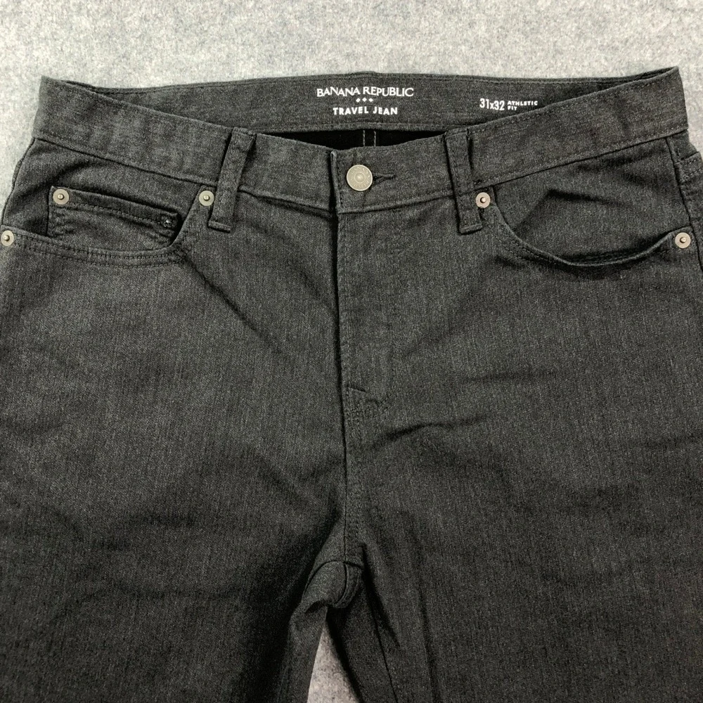 Banana Republic TRAVEL JEAN Mens Pants 31x32 (fits 31x30) Charcoal Athletic Fit